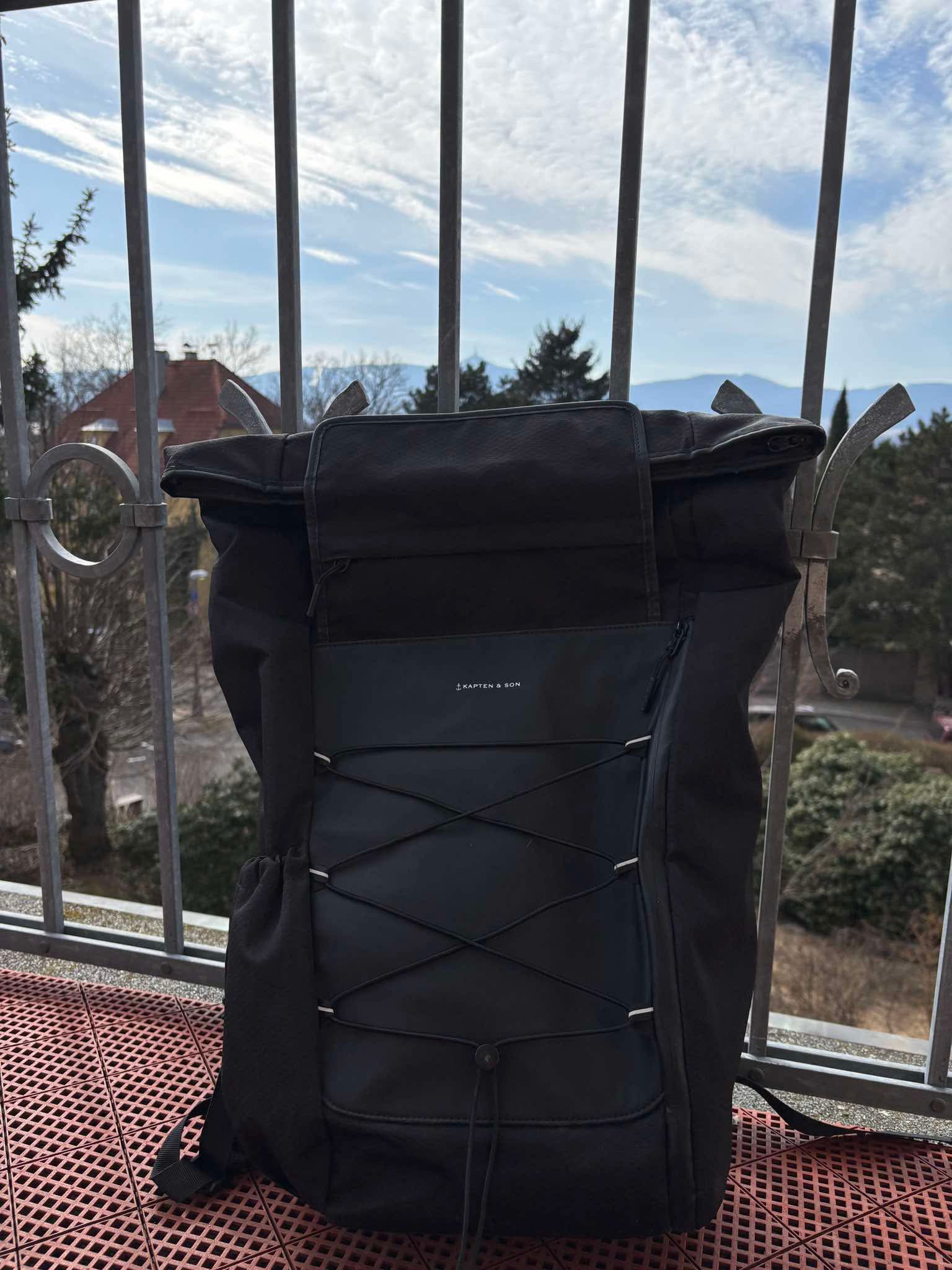 Kapten & Son Rolltop Backpack